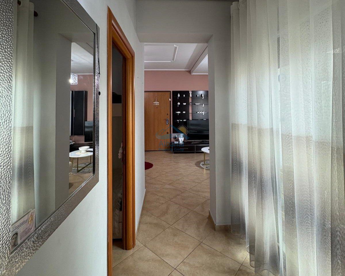 Appartamento In Affitto A Valona, ​​Albania Meridionale